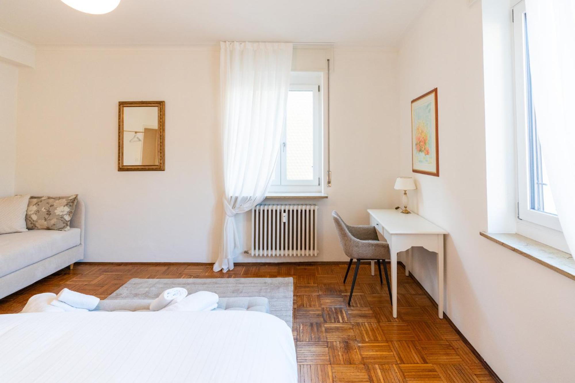 Domus Verona - Elegante Residenza Con Affaccio Su Porta Leoni Номер фото